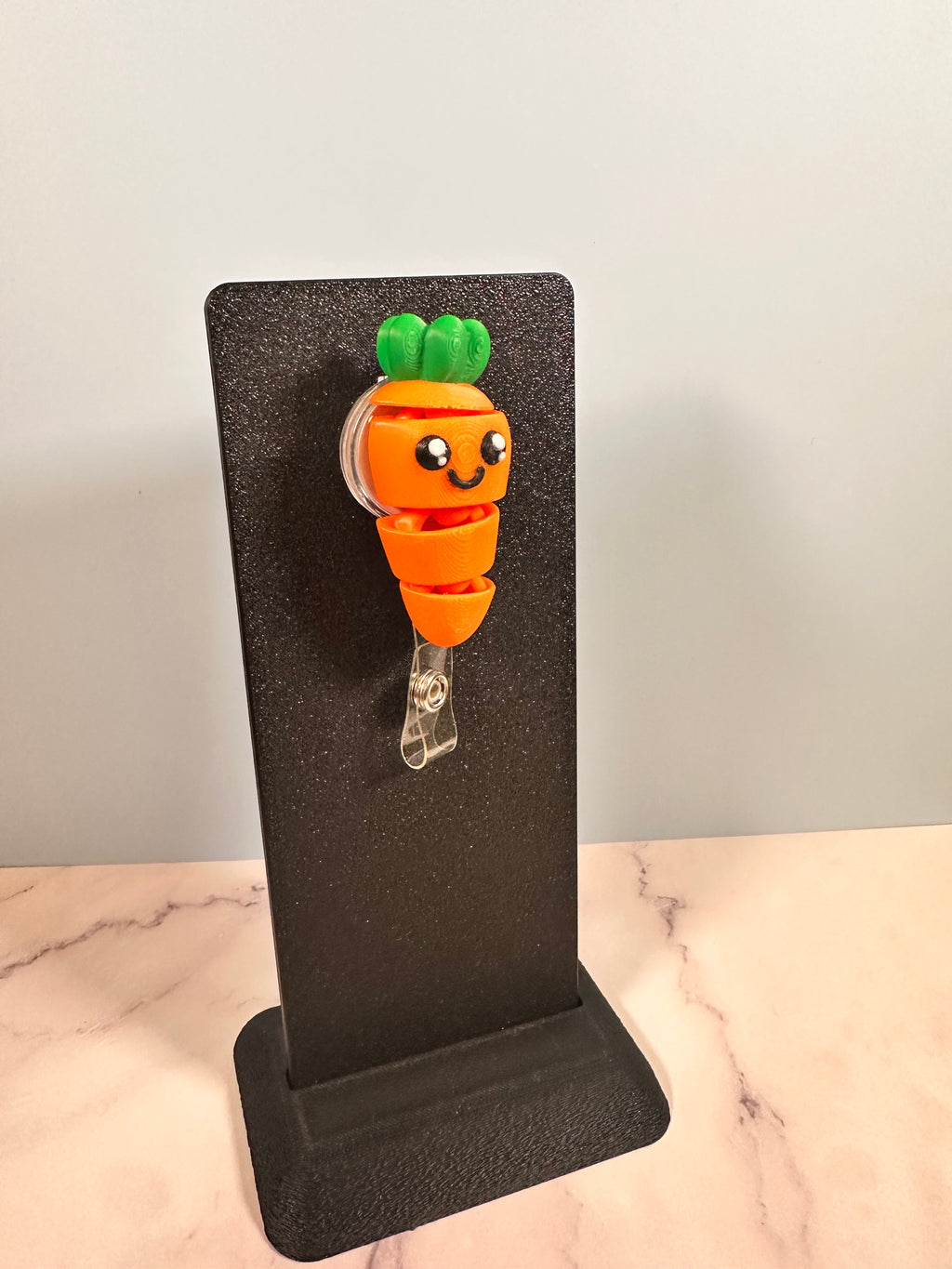 Cora the Wiggle Carrot | 3D Printed Badge Reel
