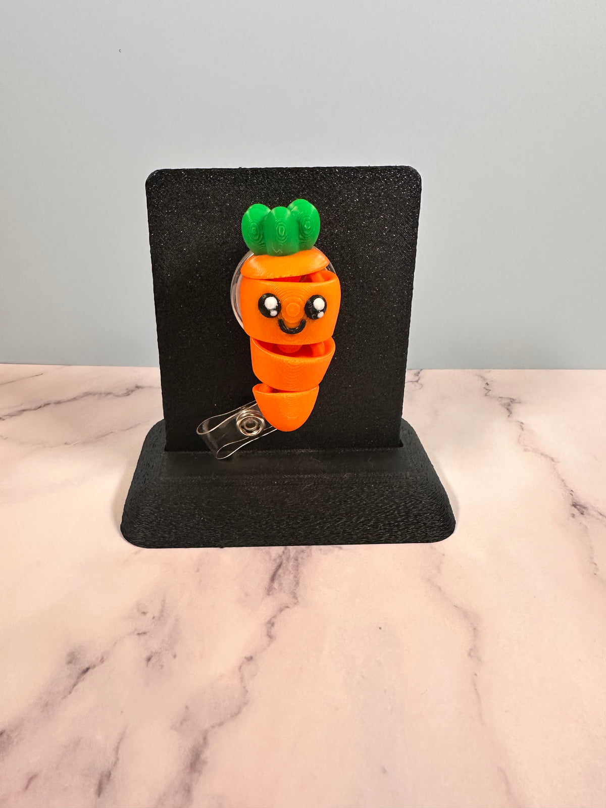 Cora the Wiggle Carrot | 3D Printed Badge Reel