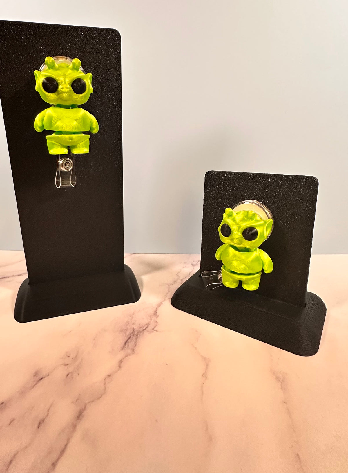 Dave the Flexi Alien | 3D Printed Badge Reel