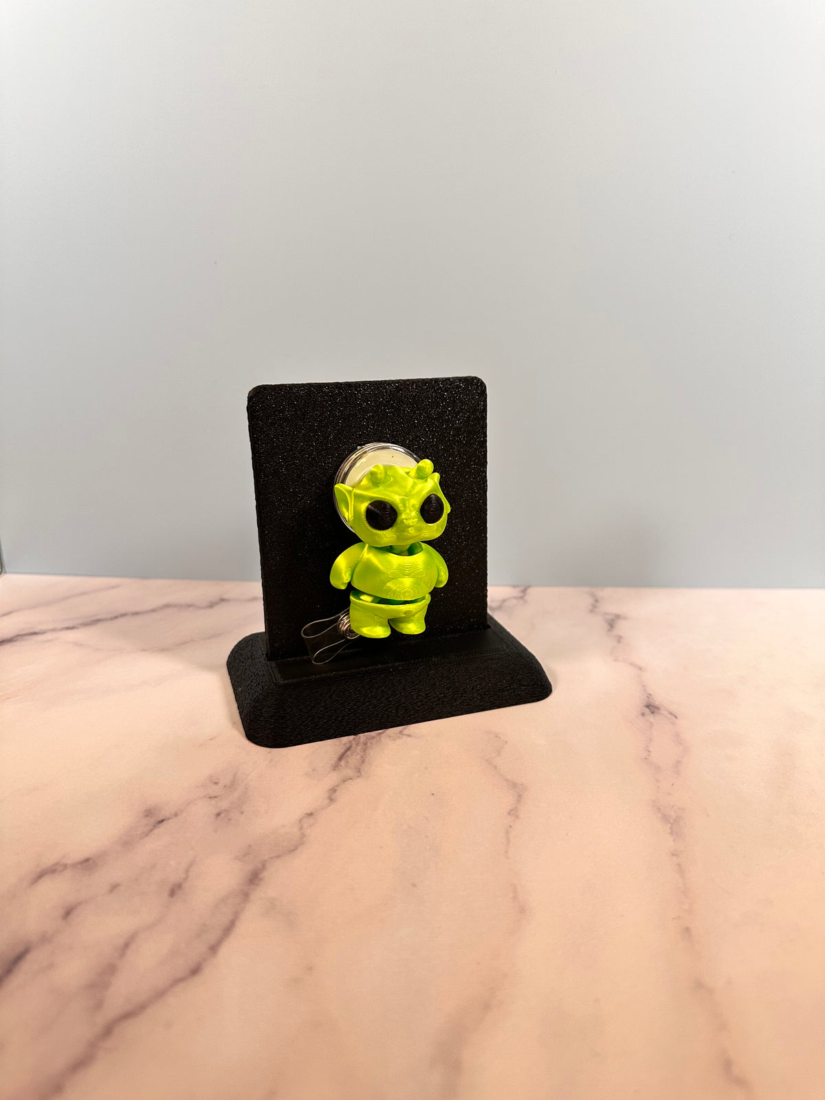 Dave the Flexi Alien | 3D Printed Badge Reel