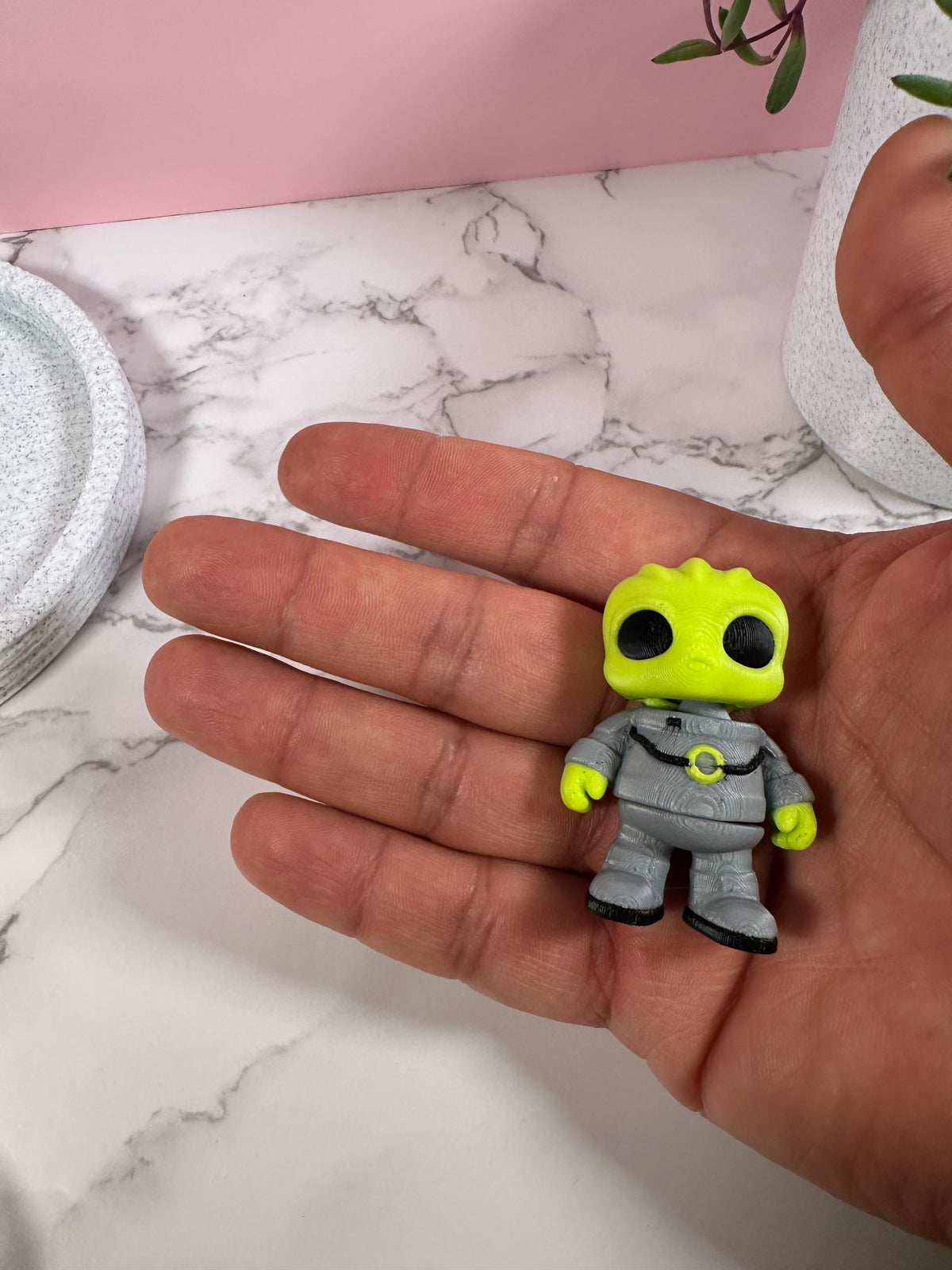 Astro the Flexi Alien | 3D Printed Badge Reel