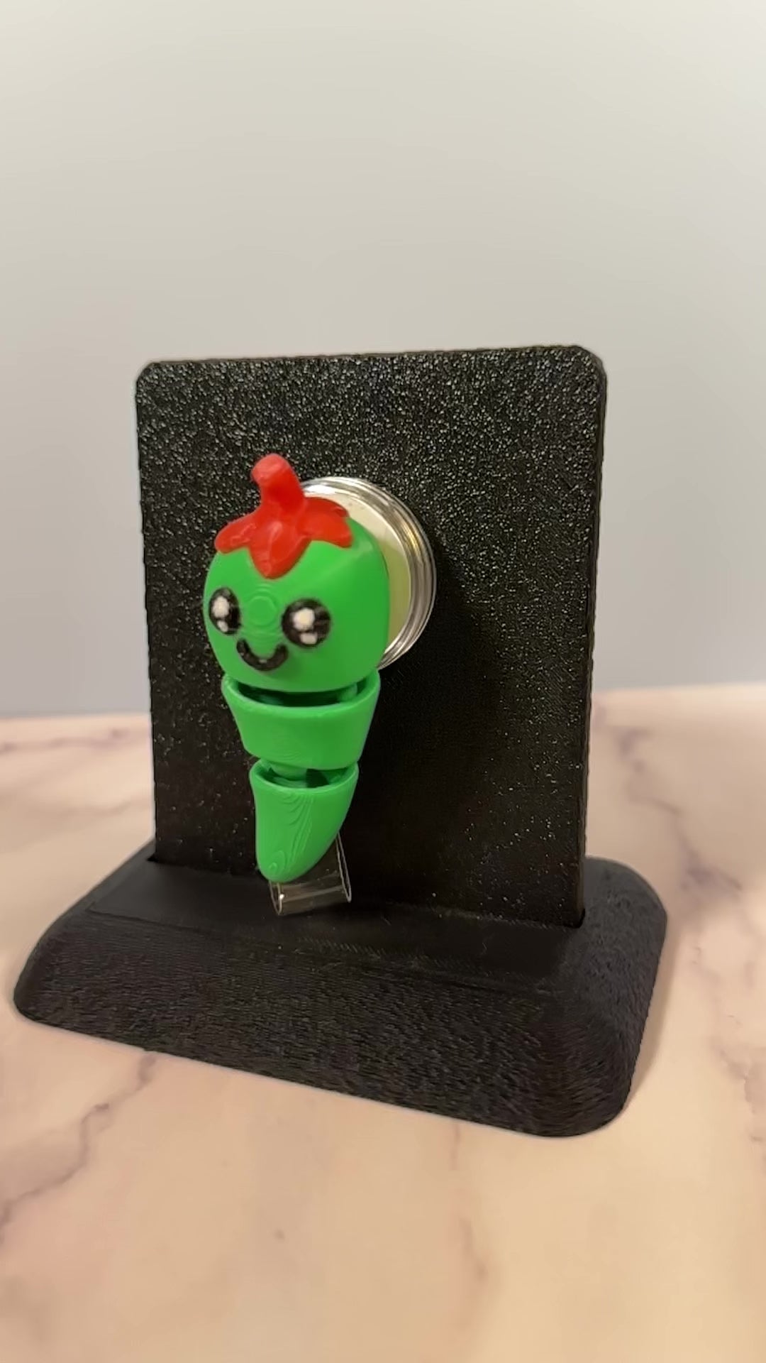 Pepper the Wiggly Chile | 3D Printed Badge Reel